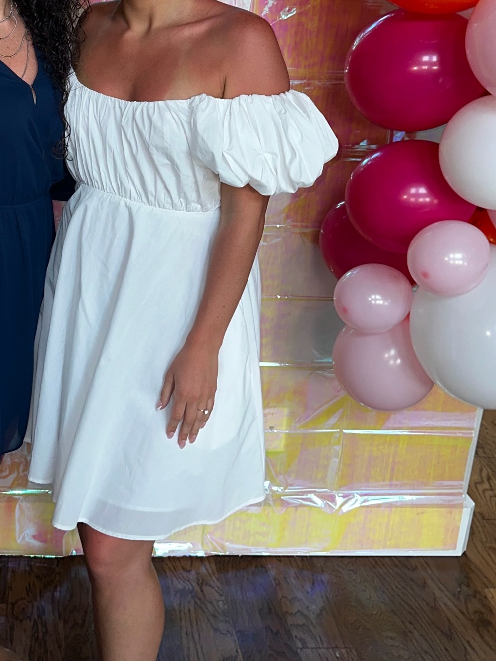 Women’s White Off-Shoulder Puff Sleeve Dress